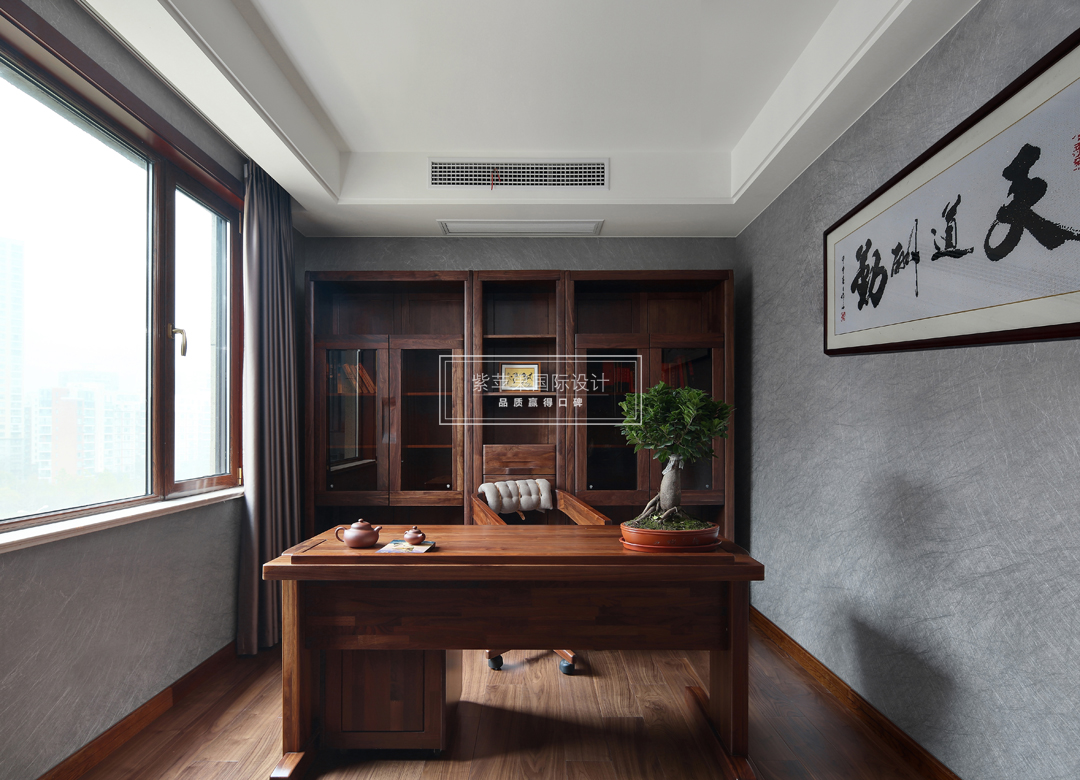 保利香檳國(guó)際