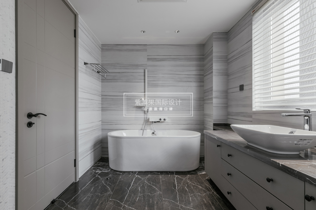 現(xiàn)代簡約裝修案例，體現(xiàn)年輕人的活力！